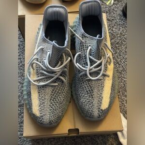 AshBlu Yeezy Boost 350 size 11.5